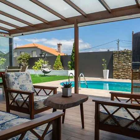 Villa Con Piscina Cerca De La Playa