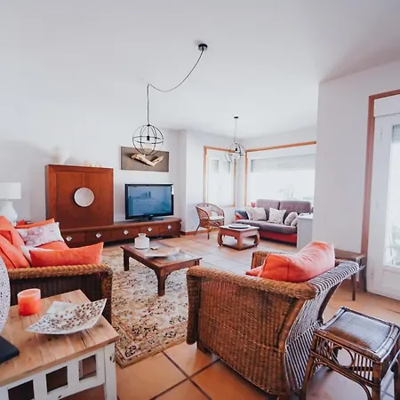 Con Piscina A Pie De Playa Διαμέρισμα *