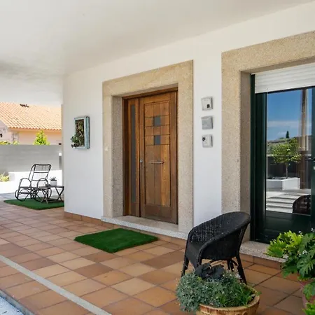 Con Piscina A Pie De Playa Apartment O Grove