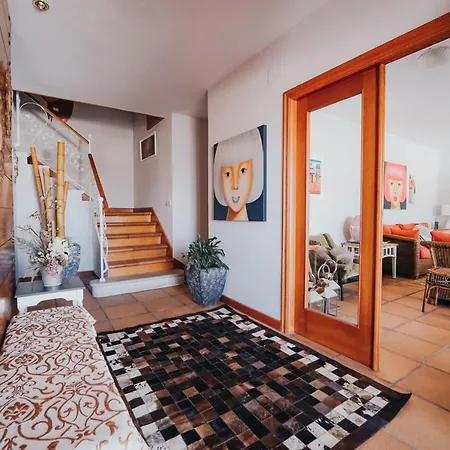 Con Piscina A Pie De Playa アパート オ・グローベ