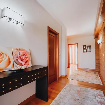 Con Piscina A Pie De Playa アパート オ・グローベ