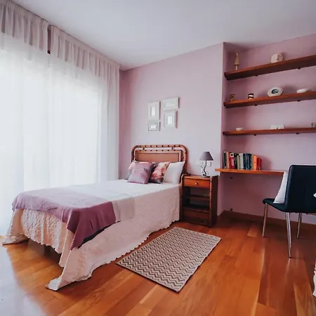 Con Piscina A Pie De Playa