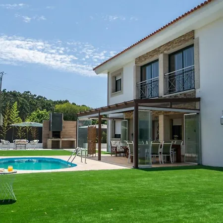 Villa Con Piscina Cerca De La Playa 格罗韦