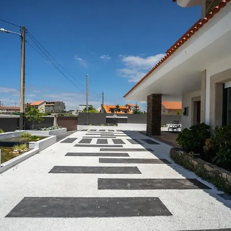 Villa Con Piscina Cerca De La Playa