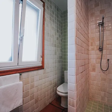 Con Piscina A Pie De Playa アパート オ・グローベ