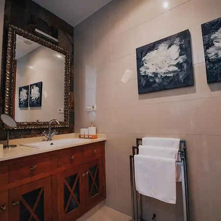 Villa Con Piscina Cerca De La Playa 公寓