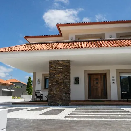 Villa Con Piscina Cerca De La Playa 公寓 *