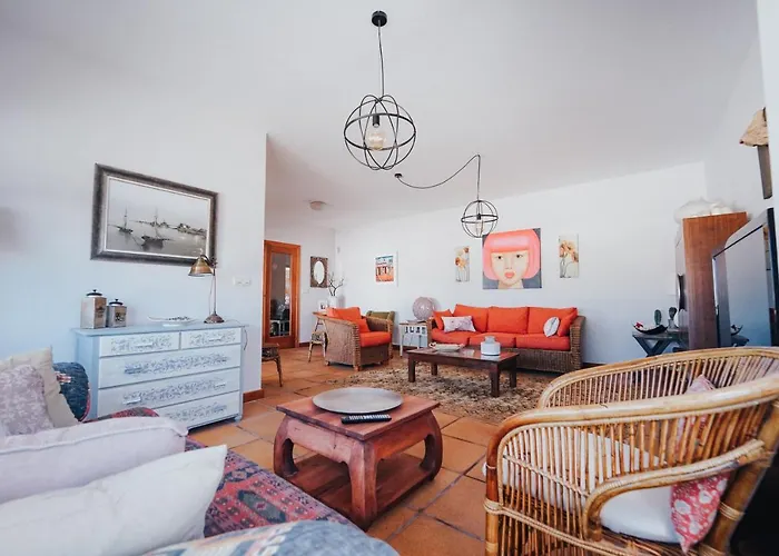 Con Piscina A Pie De Playa *