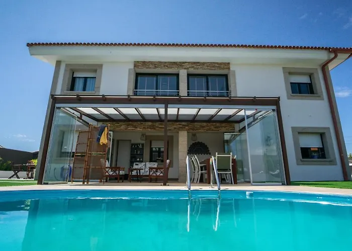 Apartment Con Piscina A Pie De Playa *