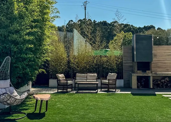 Con Piscina A Pie De Playa